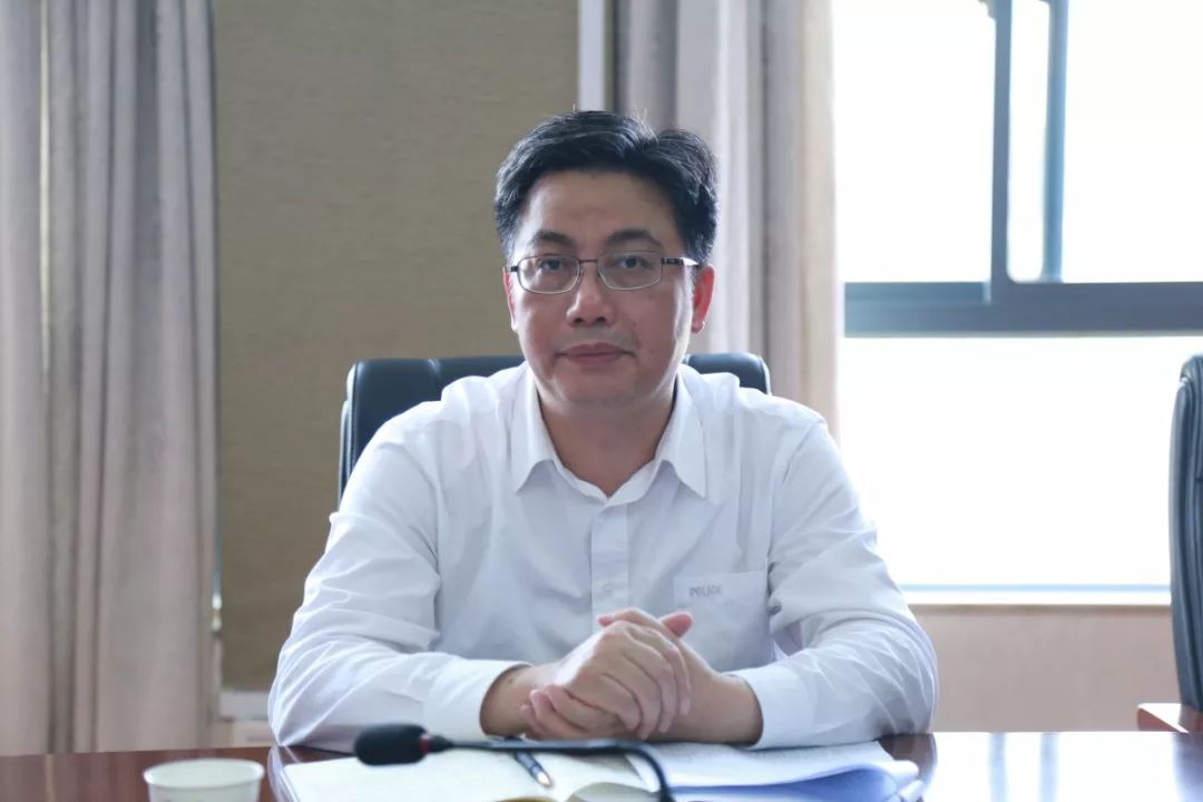 周赛保以普通党员身份参加厅办公室党支部组织生活会