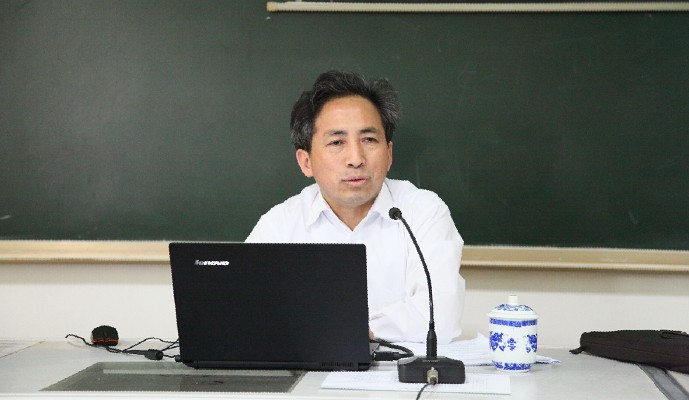 刘尧臣为省属国有企业负责人培训班学员授课